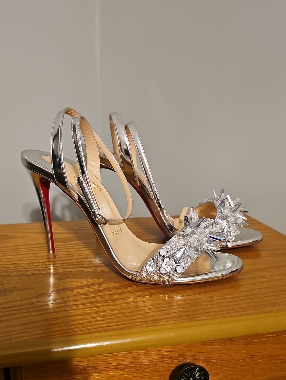 Christian Louboutin Okydok Crystal Lurex 100mm Heels - Picture 4 of 13